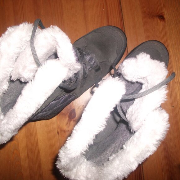 Columbia Ice Maiden II Snow Boot Size 8.5 Waterproof Like New - Picture 2 of 6